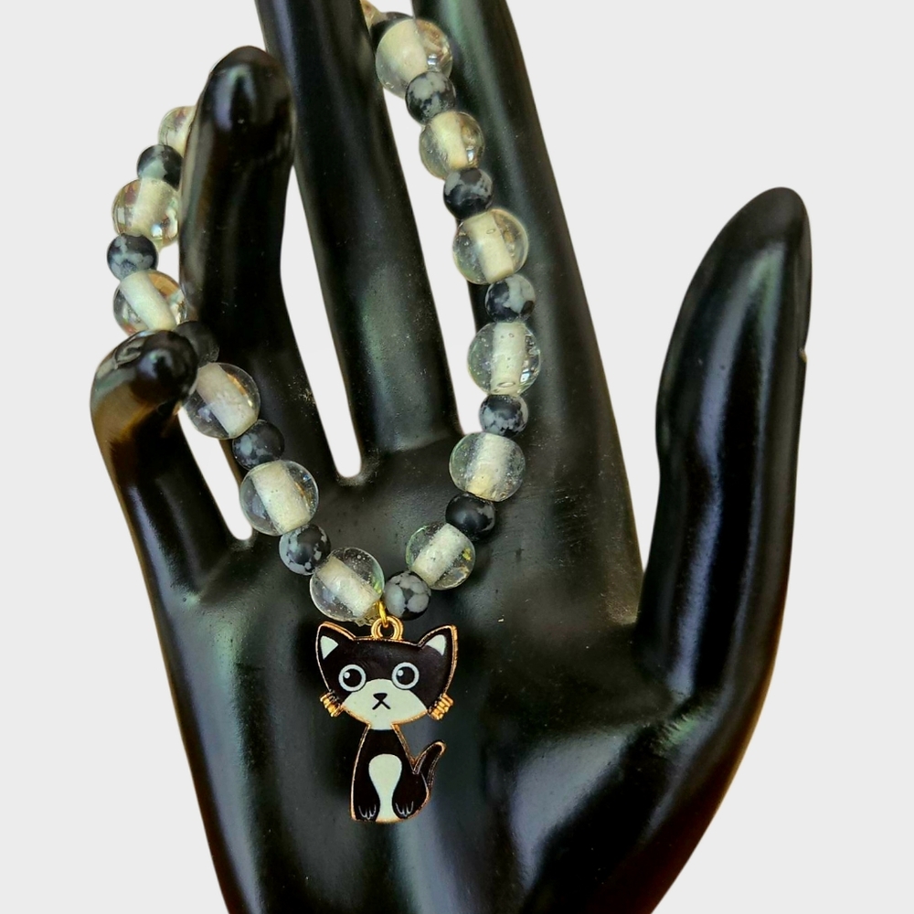 Cat Charm Bracelet Stretchy Snowflake Obsidian & Glass Beads NWOT